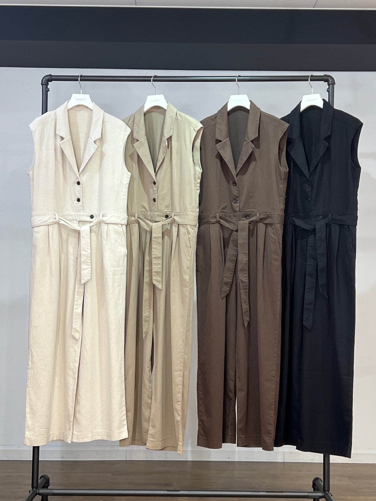 【PRIORITY 2026 late summer】テーラーカラージャンプスーツ - Champdelarose