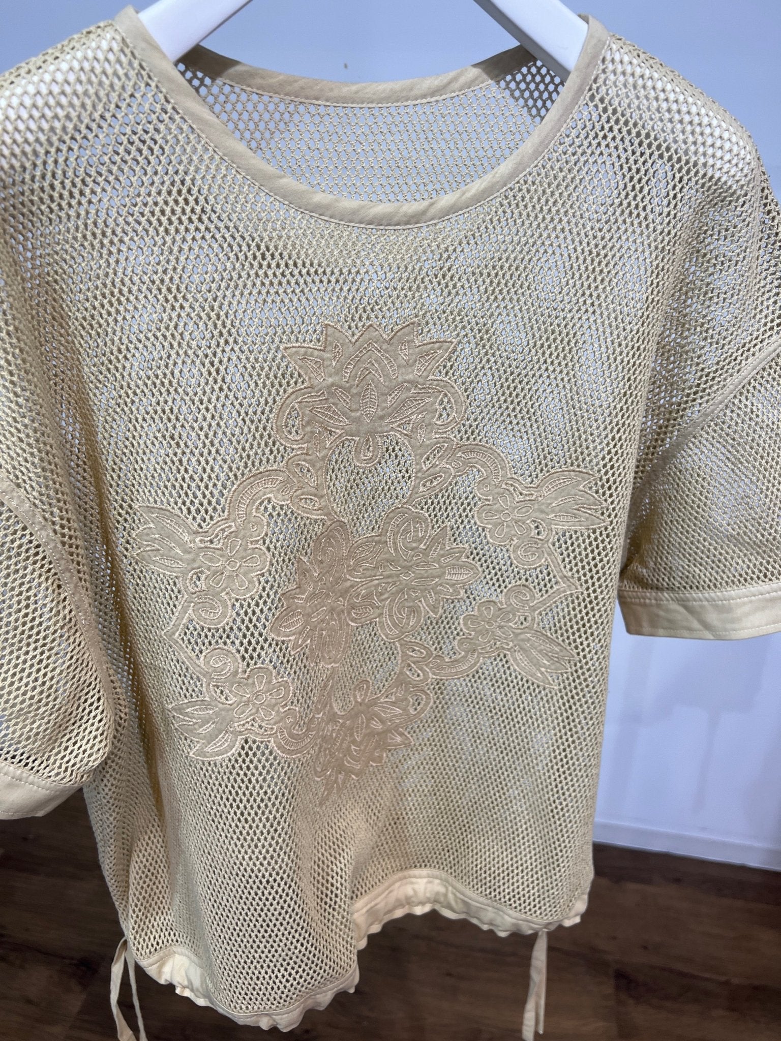 【PRIORITY 2026 late summer】アイレットレースメッシュT - Champdelarose