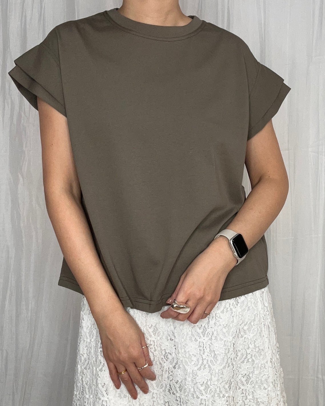 【PRIORITY 2026 late summer】パテッドショルダーTシャツ - Champdelarose