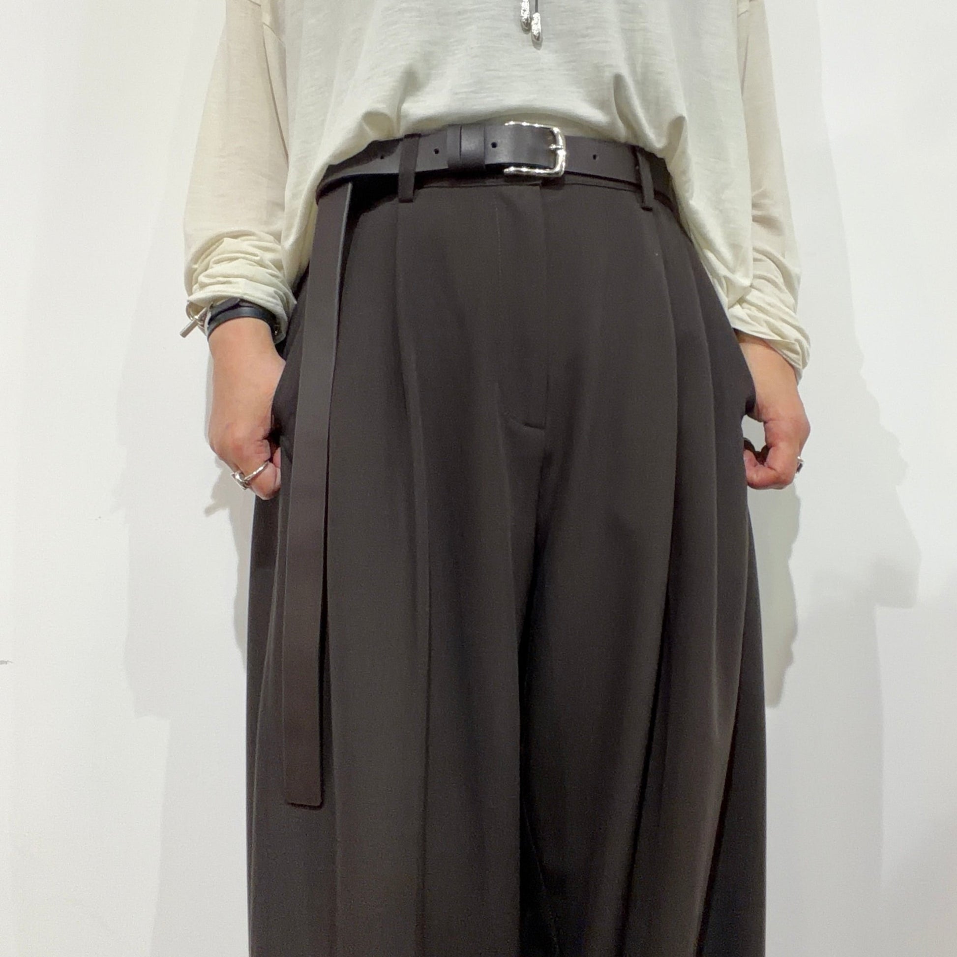 【PRIORITY 2026 winter】牛革ロングベルト - Champdelarose
