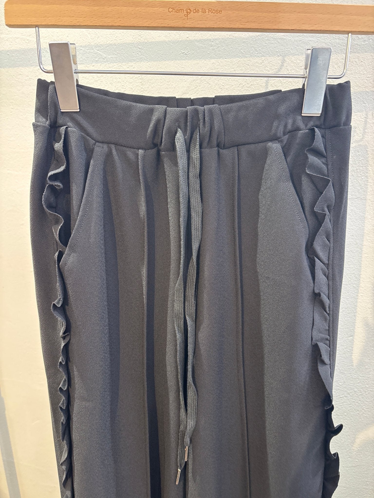【select】カットジョーゼットサイド片フリルパンツ - Champdelarose