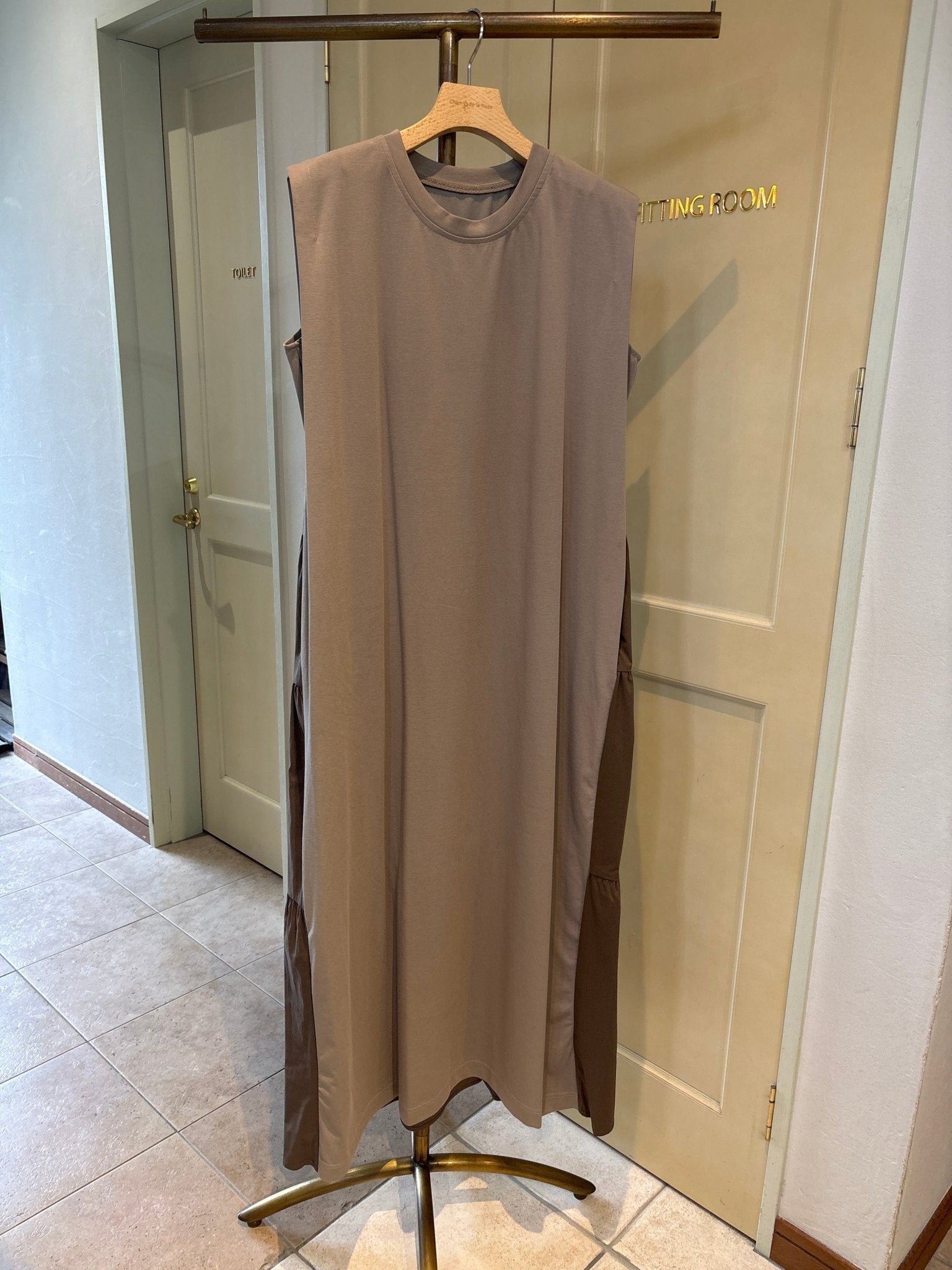 【select】異素材切替バックティアードノースリOP - Champdelarose