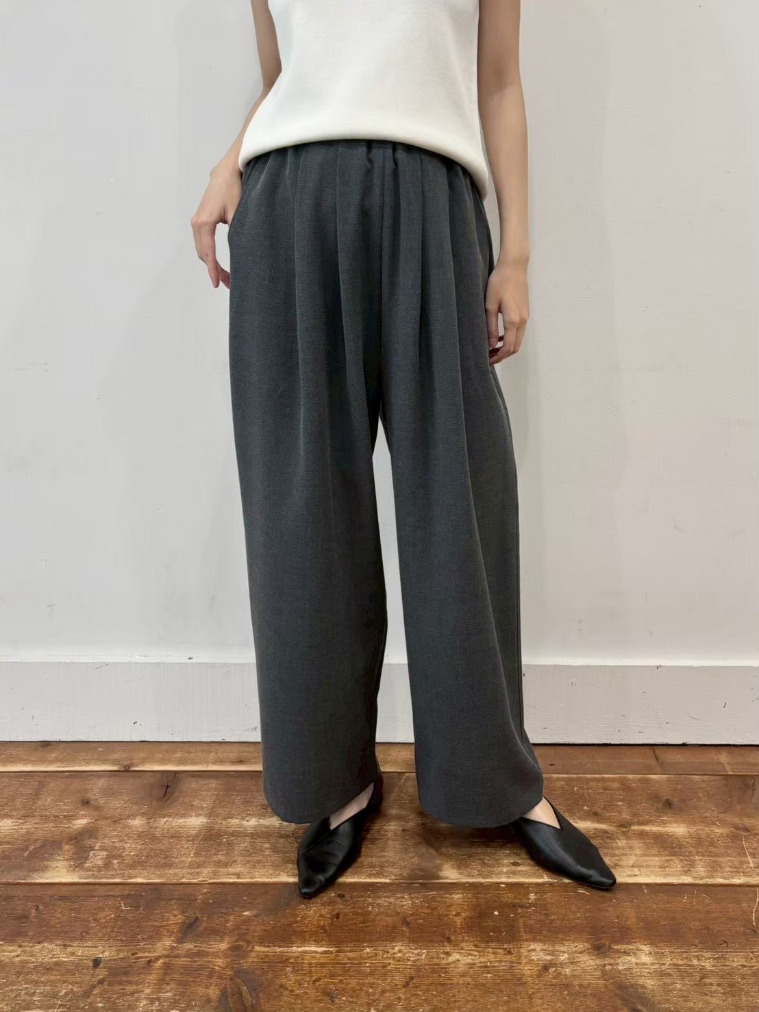 【siro de labonte 2026 spring＆summer】stretch twill tuck easy pants - Champdelarose
