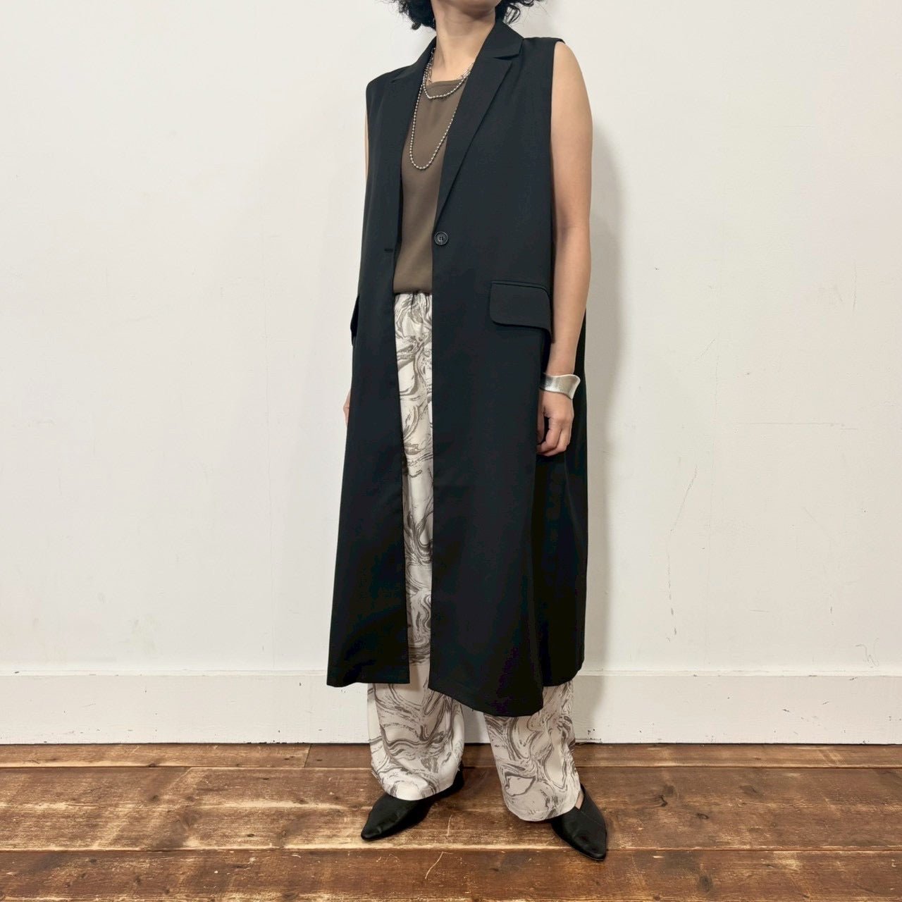 【siro de labonte 2026 SS vol.2】linen like twill long gilet - Champdelarose