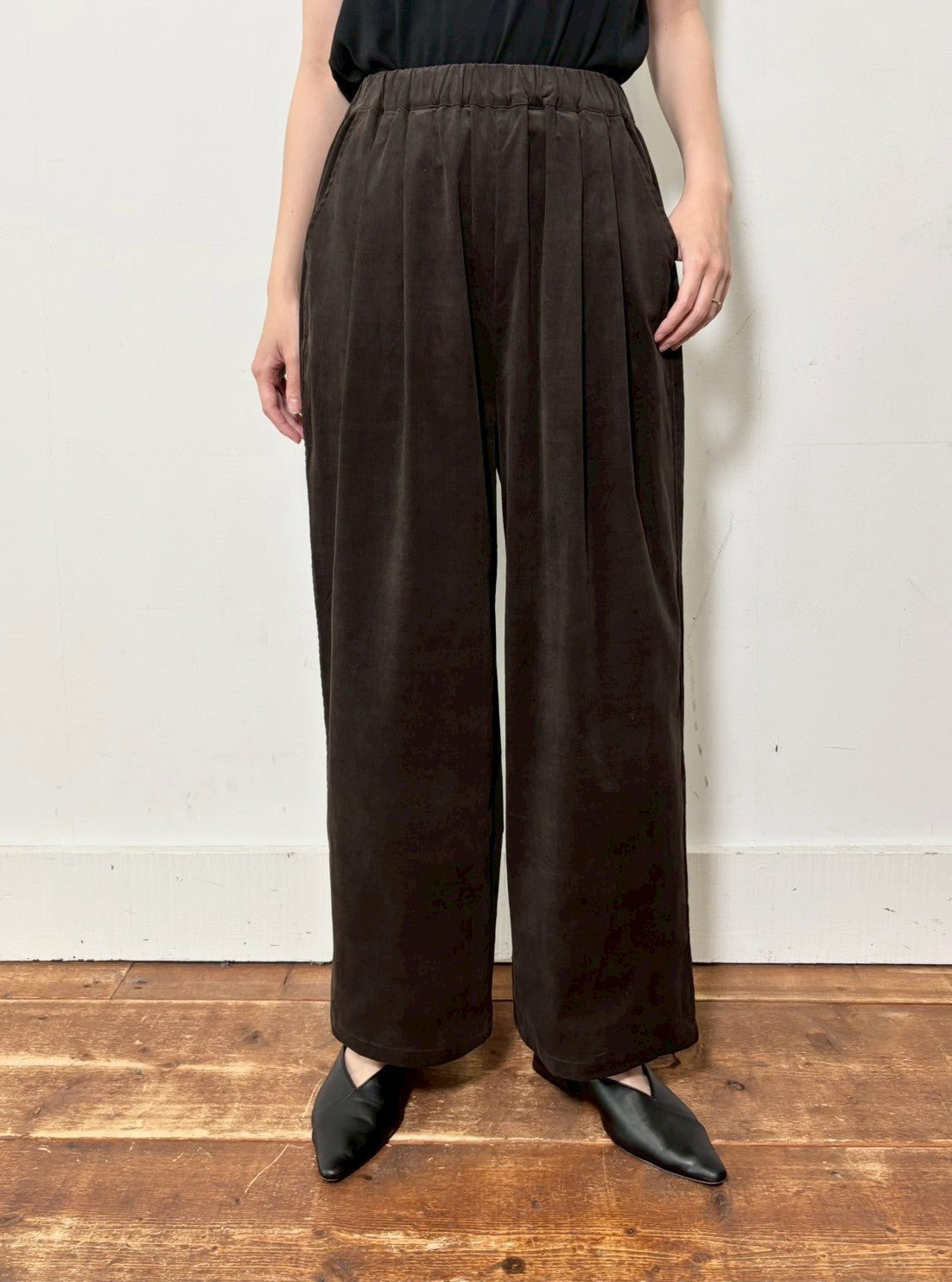 【siro de labonte 25 AW vol.2】tuck easy pants - Champdelarose