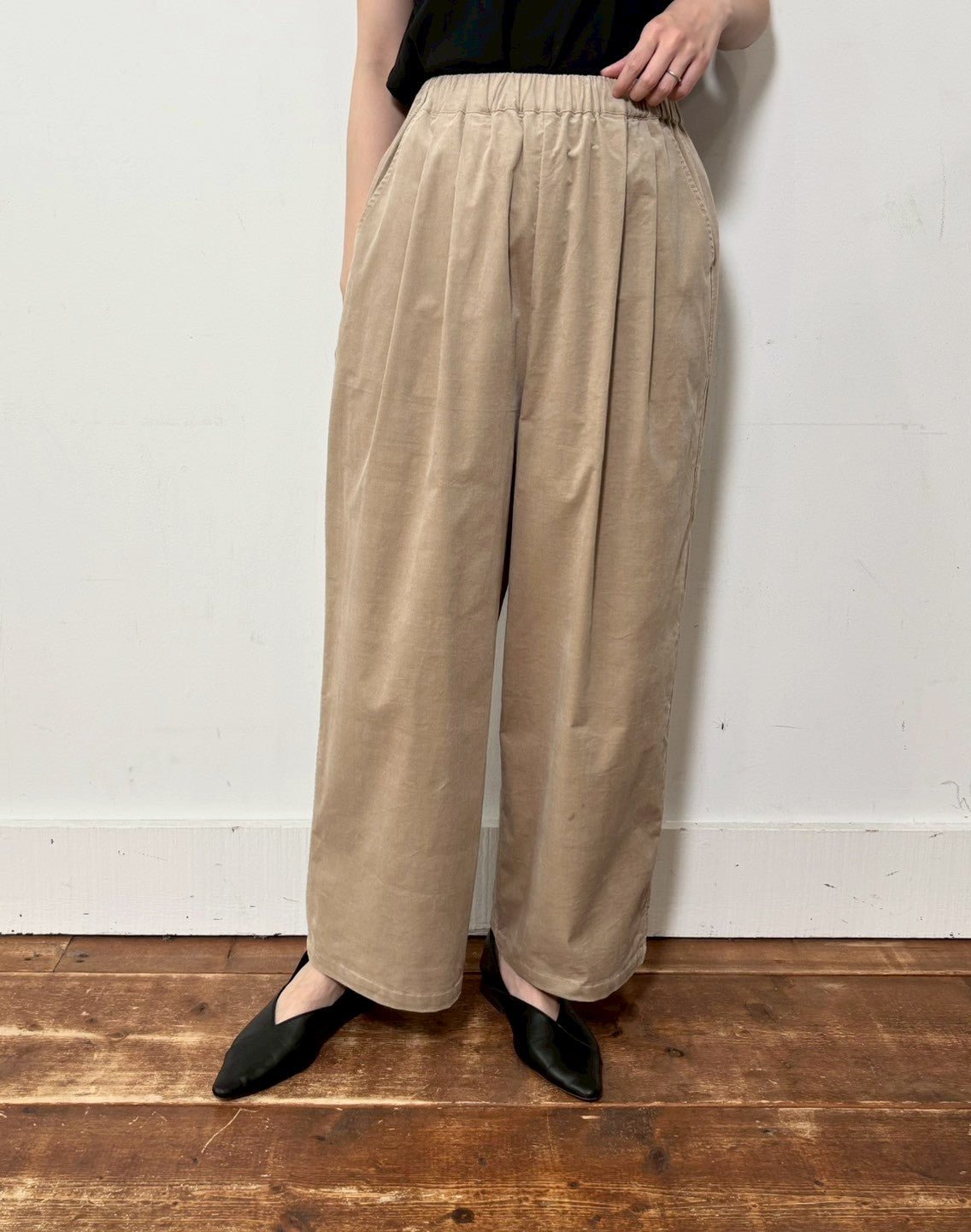 【siro de labonte 25 AW vol.2】tuck easy pants - Champdelarose