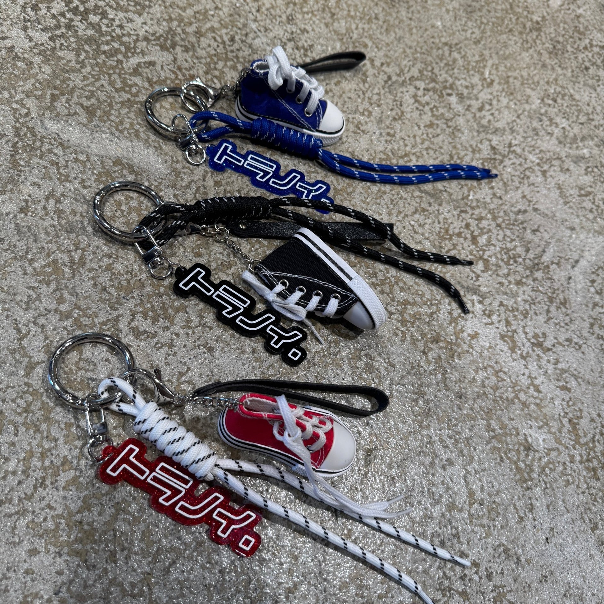【TRANOI.】sneaker charm - Champdelarose