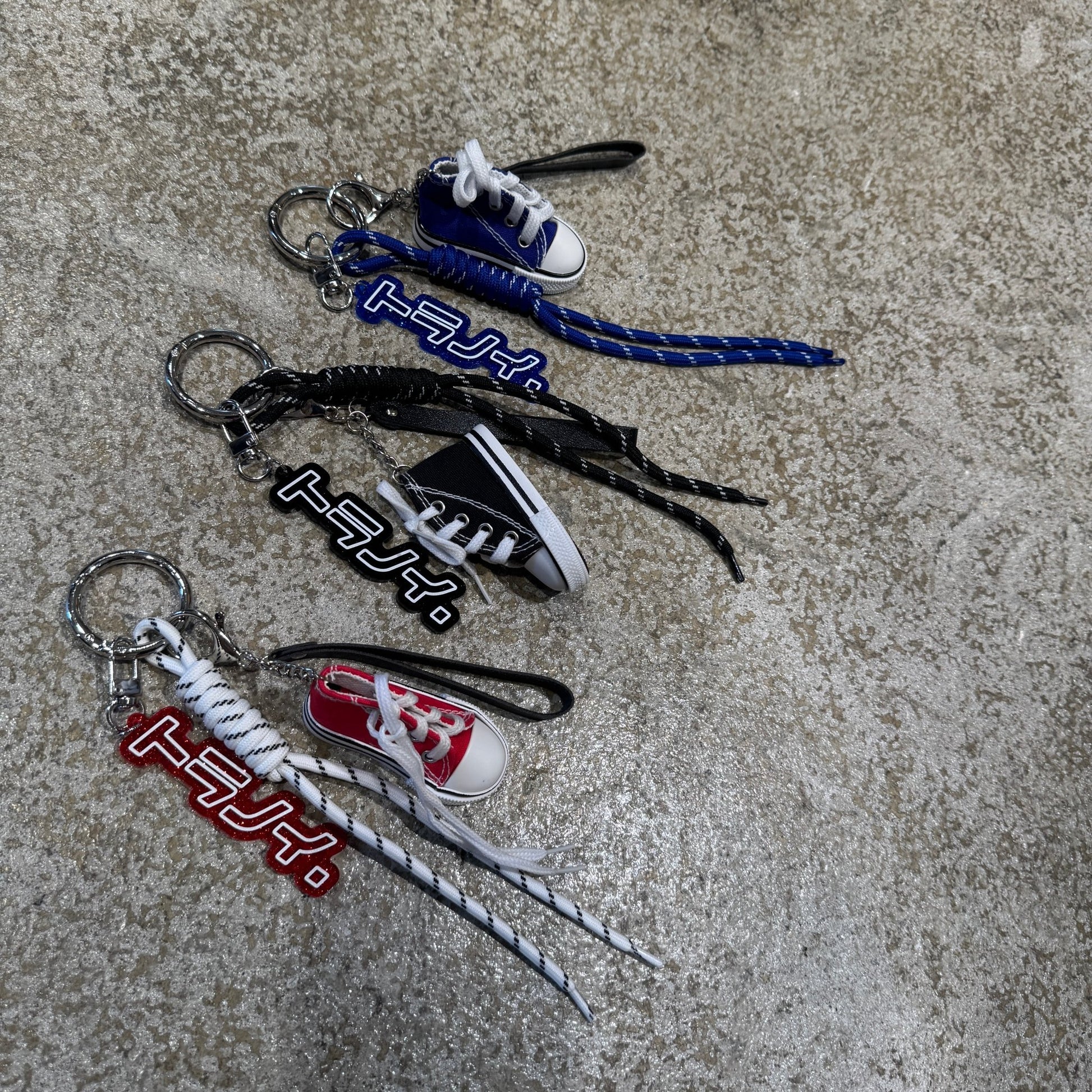【TRANOI.】sneaker charm - Champdelarose