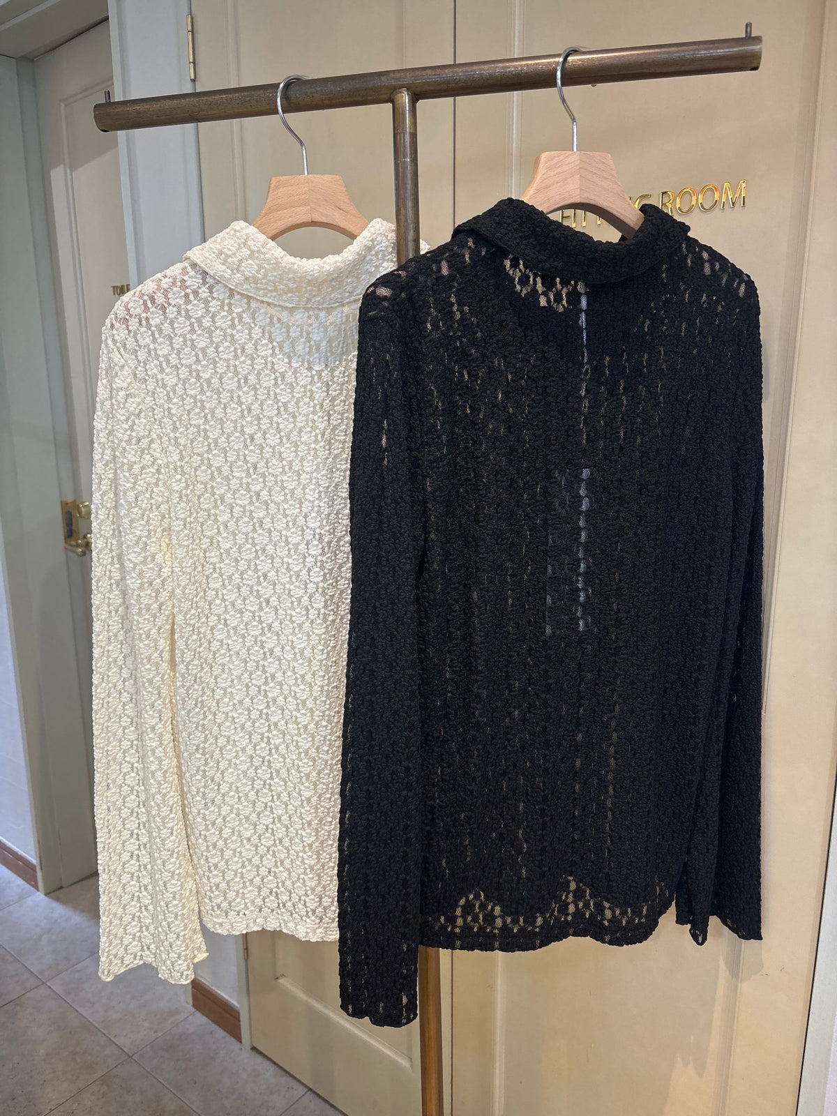 【WHYTO.】lace button shirt - Champdelarose