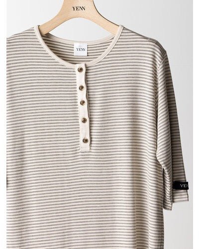 【YENN 2026 PRE - FALL COLECTION】HENRY 3,4 SLEEVE TEE - Champdelarose