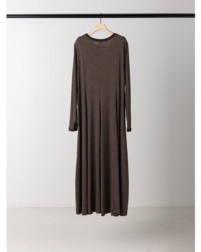 【YENN 2026 PRE - FALL COLECTION】JERSEY FLARE DRESS - Champdelarose