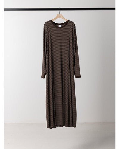 【YENN 2026 PRE - FALL COLECTION】JERSEY FLARE DRESS - Champdelarose