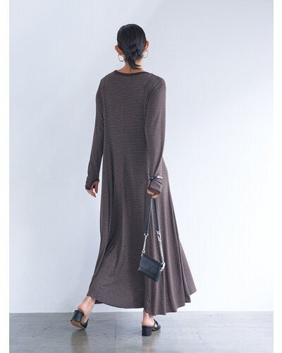 【YENN 2026 PRE - FALL COLECTION】JERSEY FLARE DRESS - Champdelarose