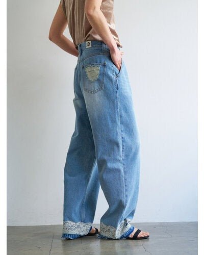 【YENN 2026 PRE - FALL COLECTION】LACE HEM TUCK DENIM - Champdelarose