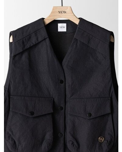 【YENN 2026 PRE - FALL COLECTION】PUFFY MILITARY VEST - Champdelarose
