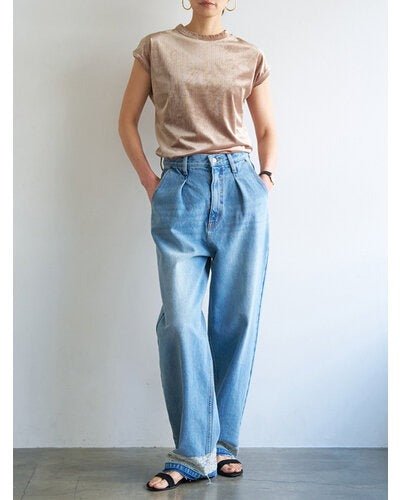 【YENN 2026 PRE - FALL COLECTION】VELVET SHORT SLV TEE - Champdelarose