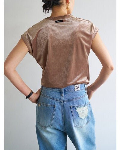 【YENN 2026 PRE - FALL COLECTION】VELVET SHORT SLV TEE - Champdelarose