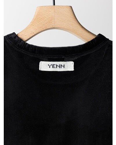【YENN 2026 PRE - FALL COLECTION】VELVET SHORT SLV TEE - Champdelarose