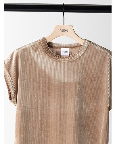 【YENN 2026 PRE - FALL COLECTION】VELVET SHORT SLV TEE - Champdelarose