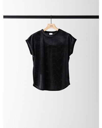 【YENN 2026 PRE - FALL COLECTION】VELVET SHORT SLV TEE - Champdelarose