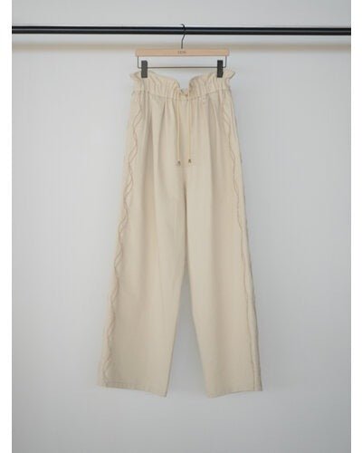 【YENN 2026 SPRING】CODE EMBRO PANTS - Champdelarose