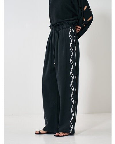 【YENN 2026 SPRING】CODE EMBRO PANTS - Champdelarose