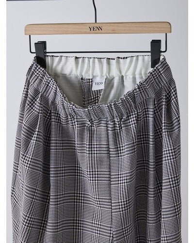【YENN 2026 SPRING】PLAID TUCK EASY PT - Champdelarose