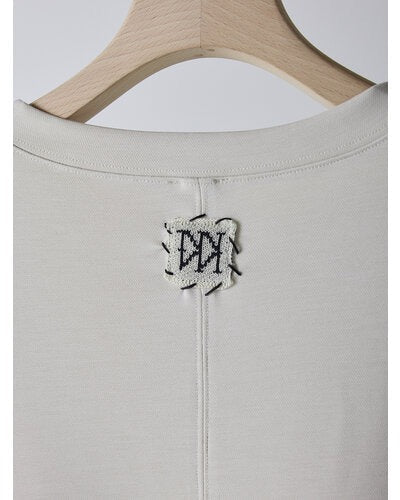 【YENN 2026 SPRING】STITCH WORK TEE - Champdelarose