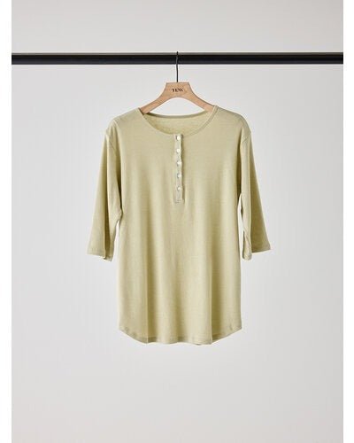 【YENN 2026 SUMMER COLLECTION】HENRY NECK TEE - Champdelarose