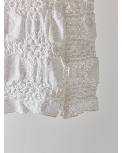 【YENN 2026 SUMMER COLLECTION】SHRUNK LACE TANKTOP - Champdelarose