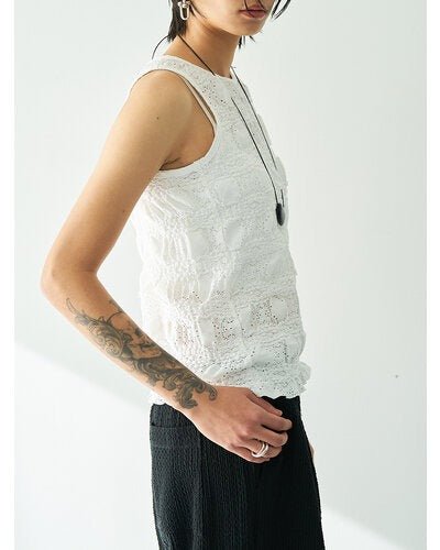 【YENN 2026 SUMMER COLLECTION】SHRUNK LACE TANKTOP - Champdelarose