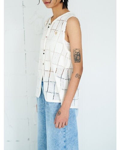 【YENN 2026 SUMMER COLLECTION】SLEEVELESS LACE TOP - Champdelarose