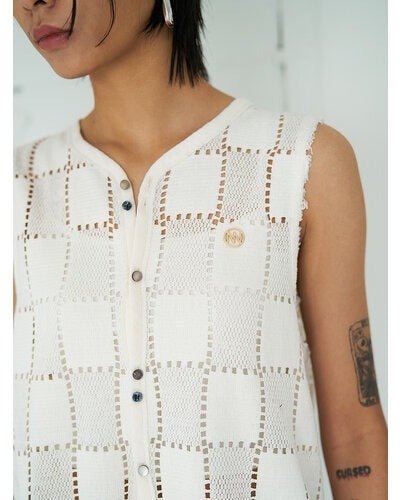 【YENN 2026 SUMMER COLLECTION】SLEEVELESS LACE TOP - Champdelarose