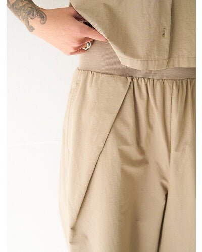 【YENN 2026 SUMMER COLLECTION】WAIST RIB CURVE PT - Champdelarose