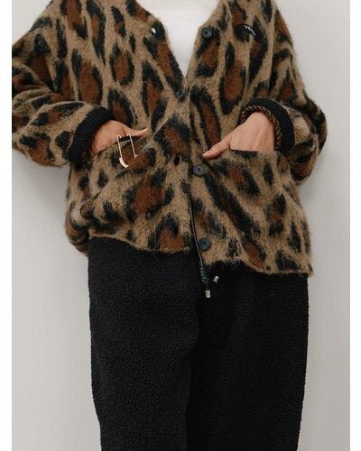 【YENN 26-27 WINTER/PRE-SPRING】LEOPARD V NECK CD - 11月中旬頃発送 - Champdelarose
