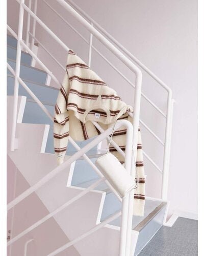 【YENN 26-27 WINTER/PRE-SPRING】MULTI STRIPE KNIT PO - 11月中旬頃発送 - Champdelarose