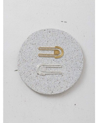 【YENN 26-27 WINTER/PRE-SPRING】U-SHAPE GARMENT CLIP - 11月中旬頃発送 - Champdelarose
